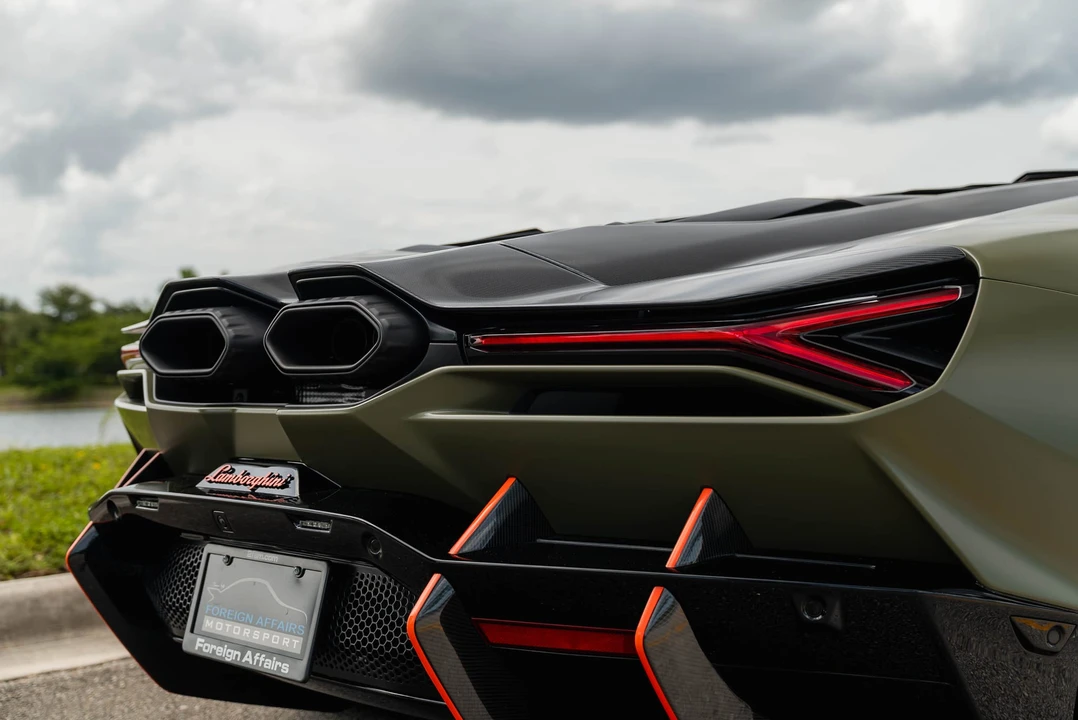2024 Lamborghini Revuelto - Image 22 of 31