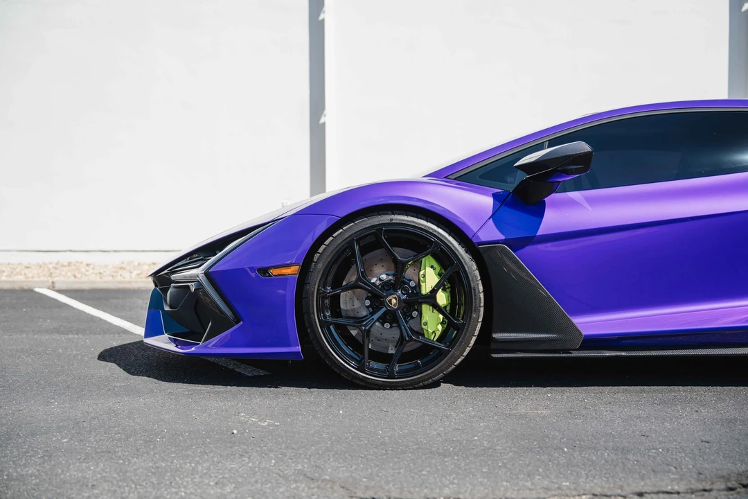 2024 Lamborghini Revuelto - Image 21 of 31