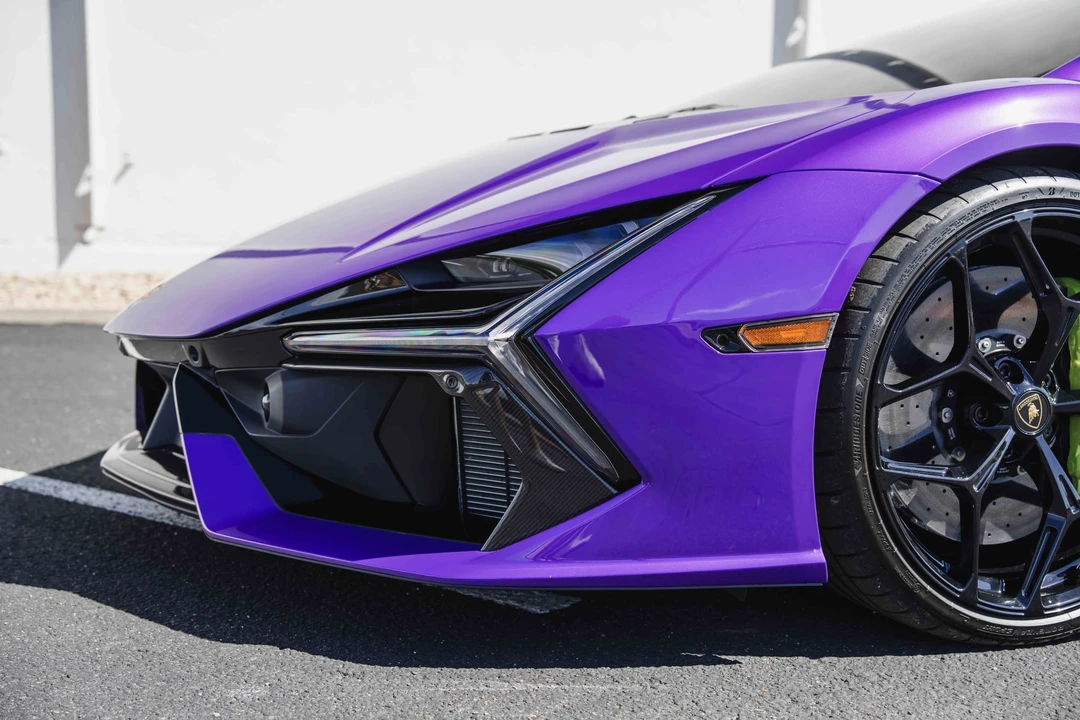 2024 Lamborghini Revuelto - Image 25 of 31