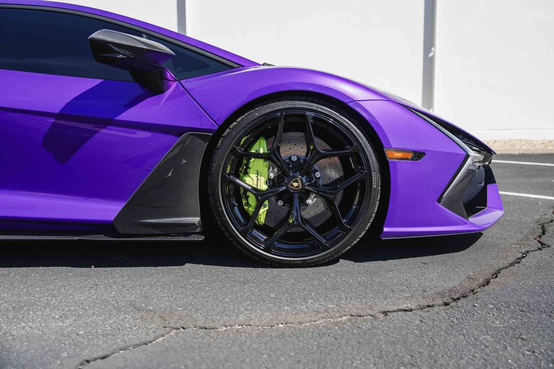 2024 Lamborghini Revuelto - Image 23 of 31