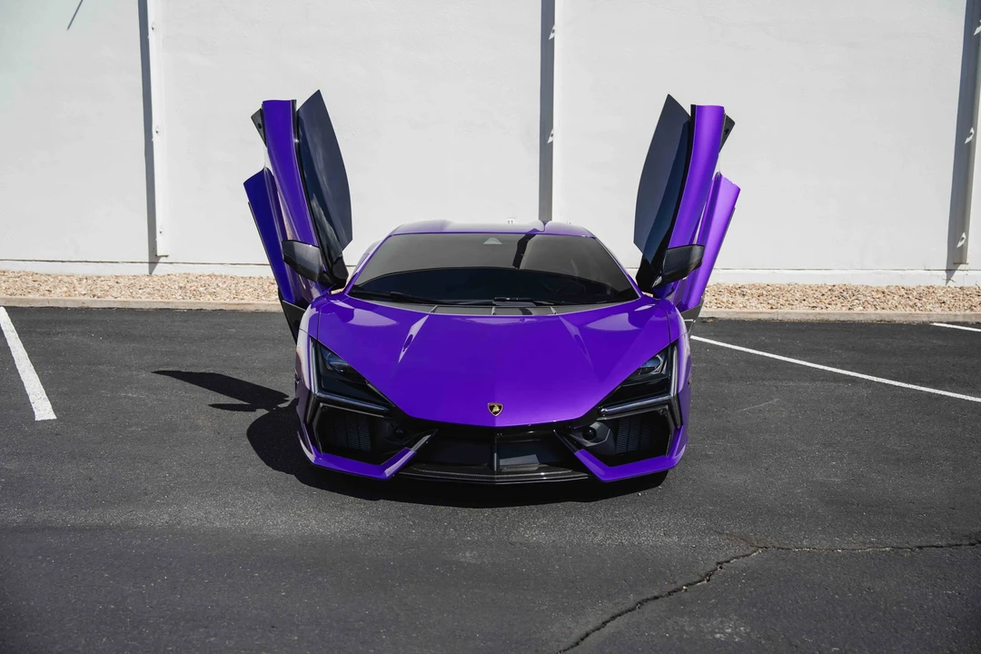 2024 Lamborghini Revuelto - Image 8 of 31