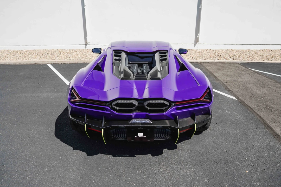 2024 Lamborghini Revuelto - Image 11 of 31