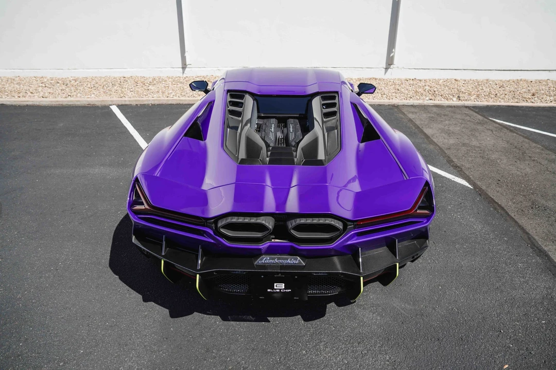 2024 Lamborghini Revuelto - Image 12 of 31