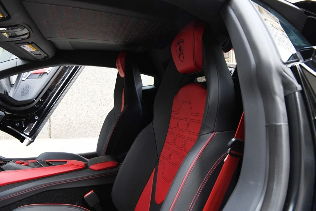 2024 Lamborghini Revuelto - Image 9 of 12