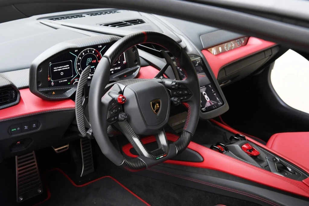 2024 Lamborghini Revuelto - Image 11 of 12