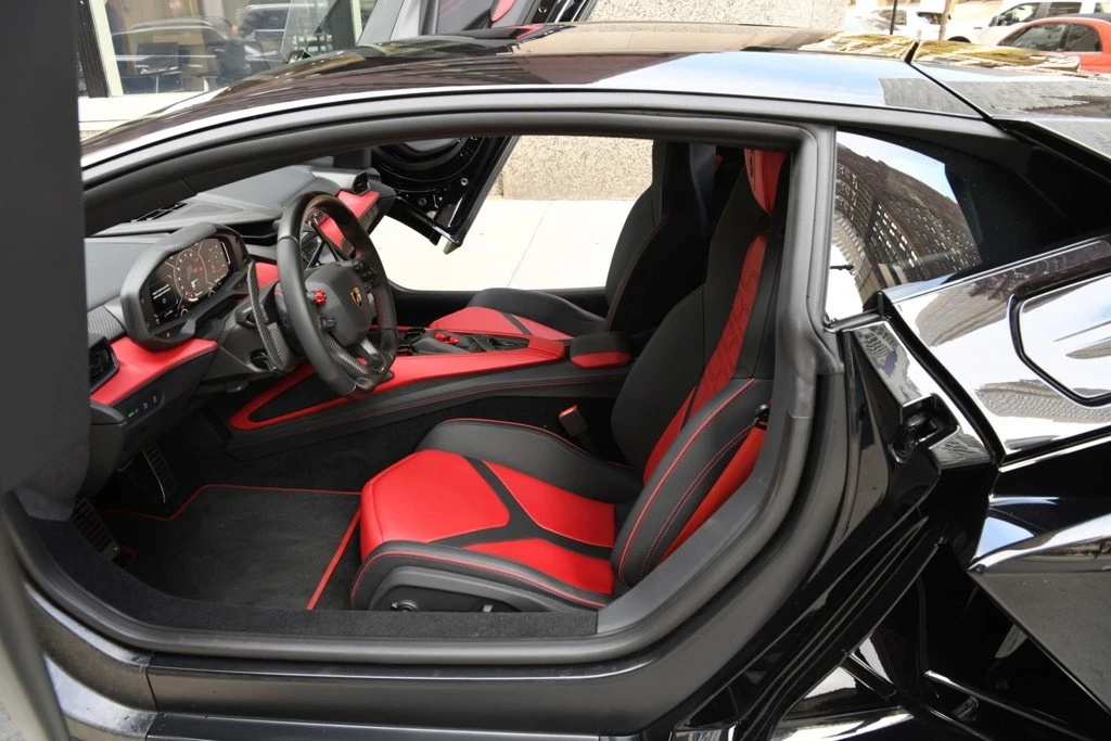 2024 Lamborghini Revuelto - Image 8 of 12