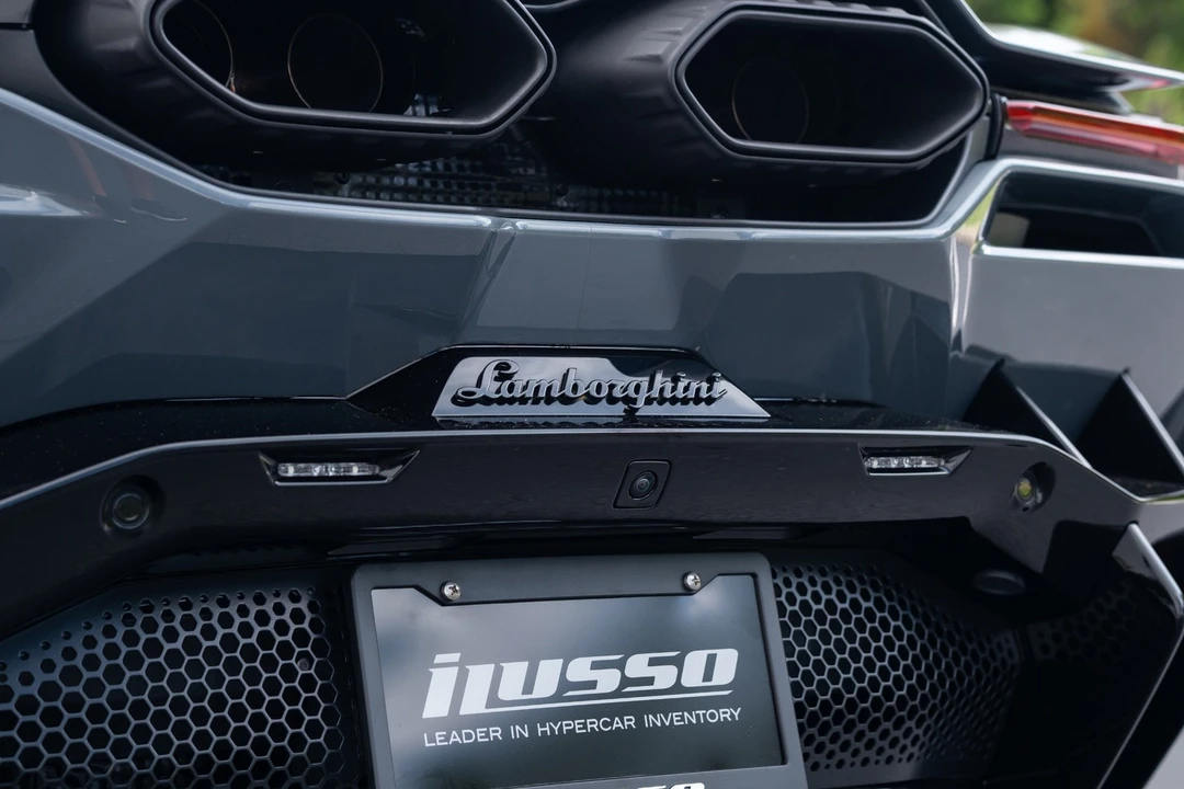 2024 Lamborghini Revuelto - Image 26 of 31