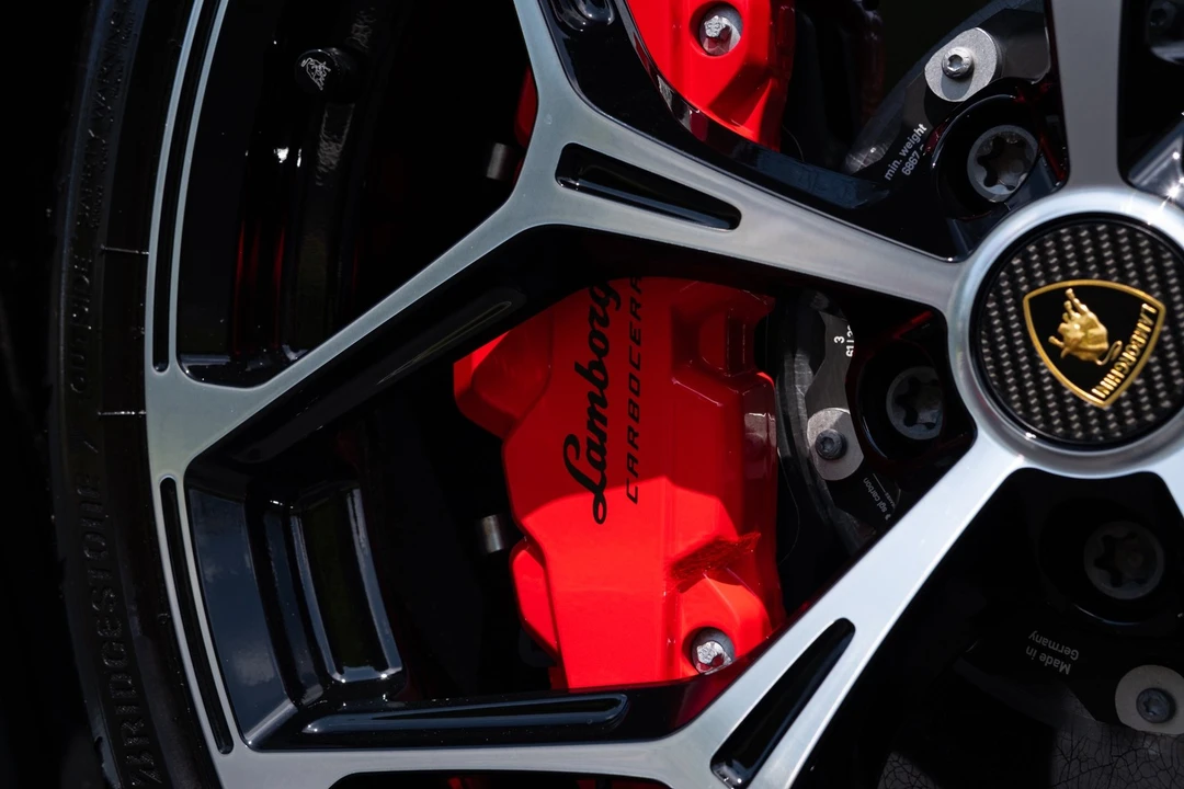 2024 Lamborghini Revuelto - Image 10 of 31