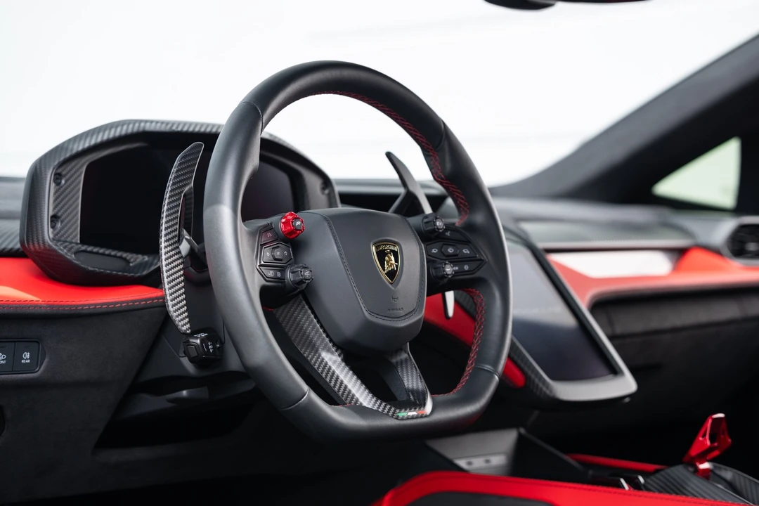 2024 Lamborghini Revuelto - Image 6 of 31