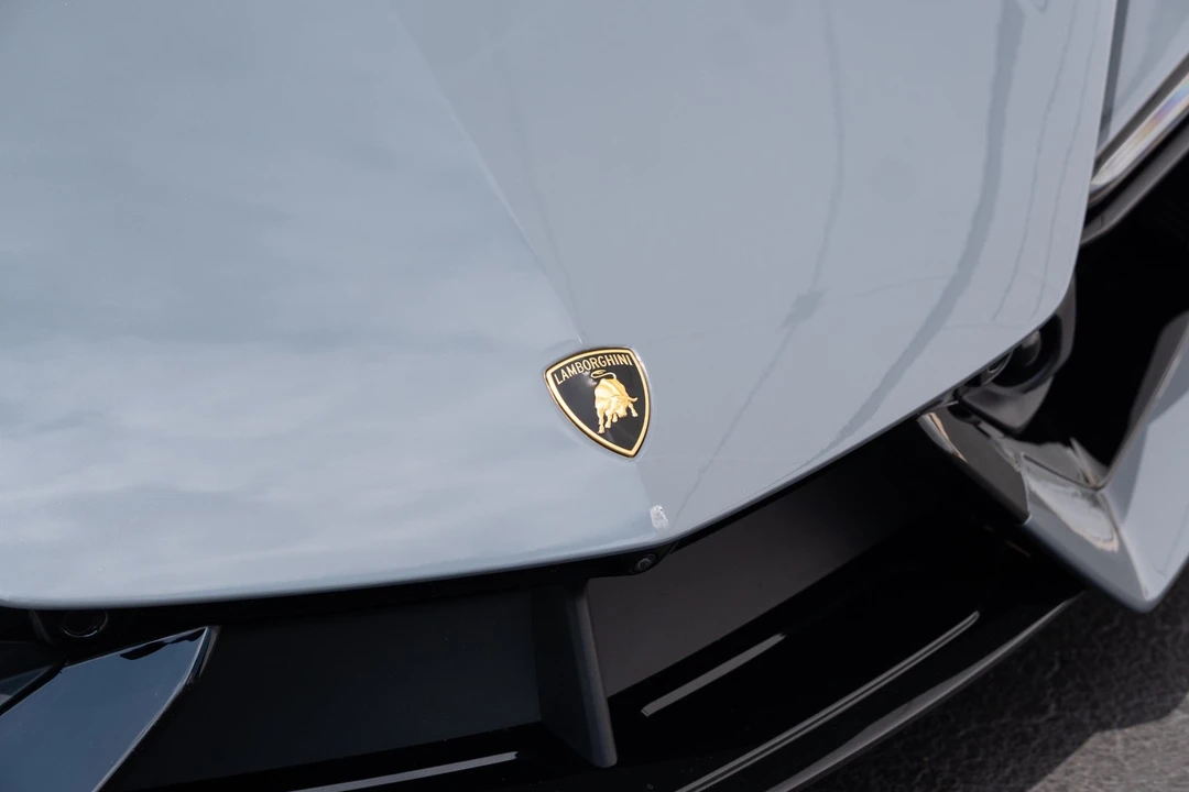 2024 Lamborghini Revuelto - Image 15 of 31