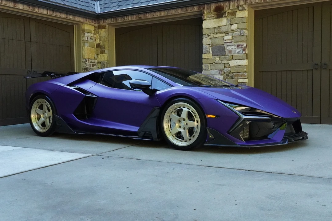 2024 Lamborghini Revuelto - Image 18 of 31