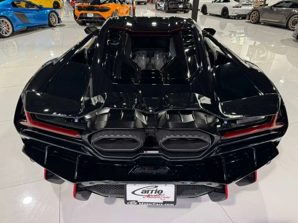 2024 Lamborghini Revuelto - Image 6 of 21