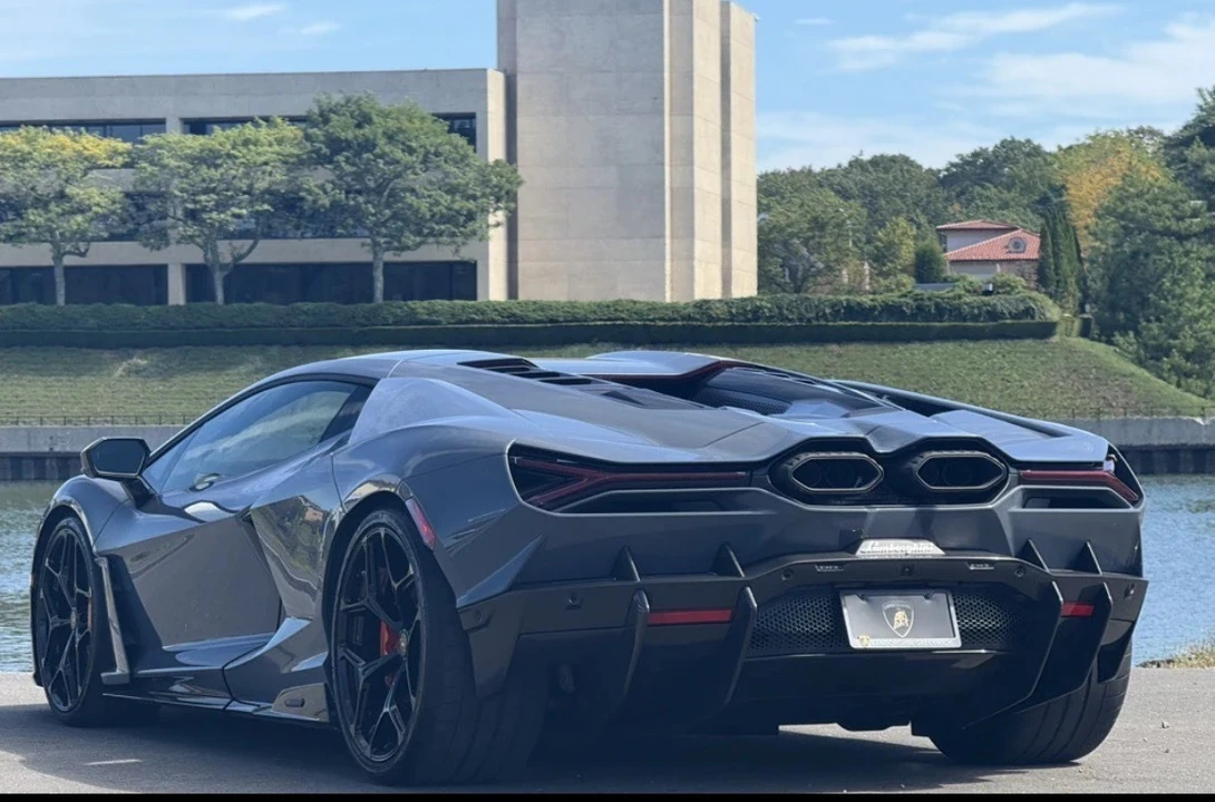 2024 Lamborghini Revuelto - Image 7 of 12