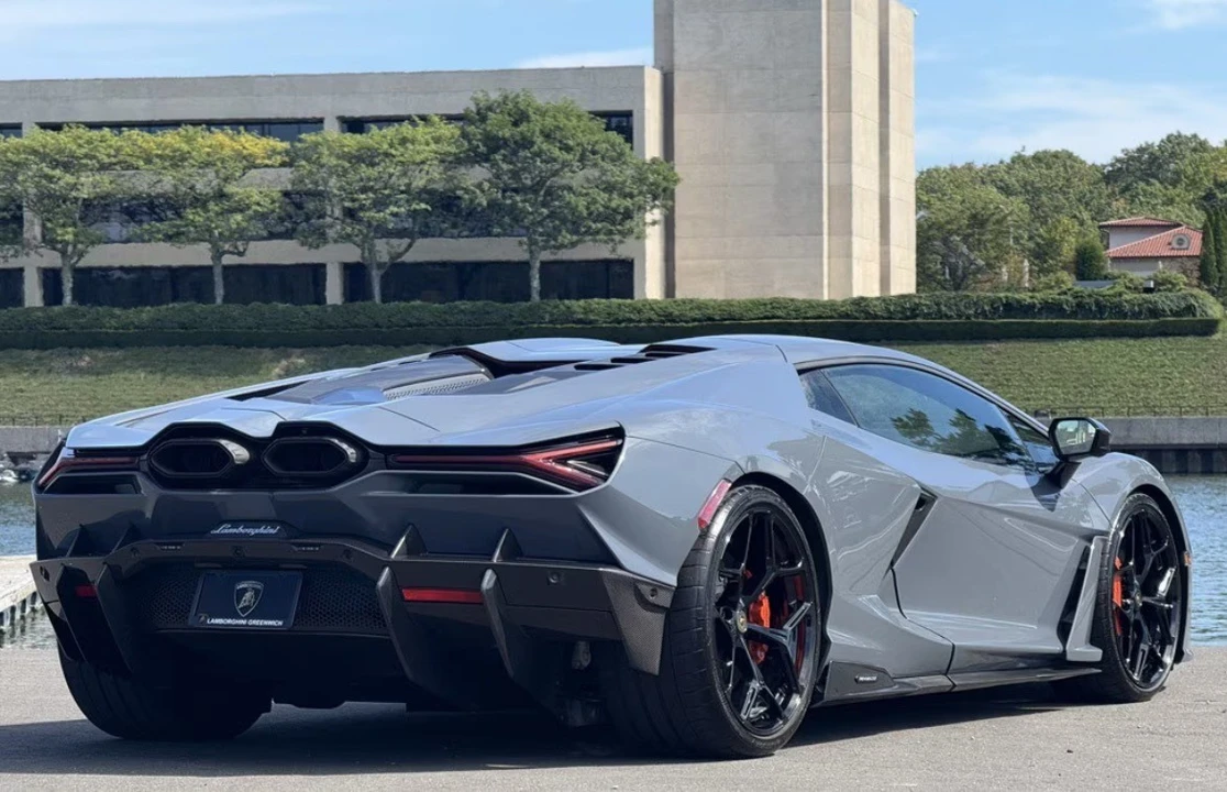 2024 Lamborghini Revuelto - Image 6 of 12