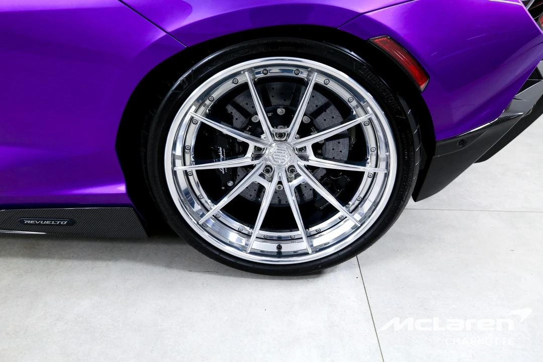 2024 Lamborghini Revuelto - Image 8 of 12