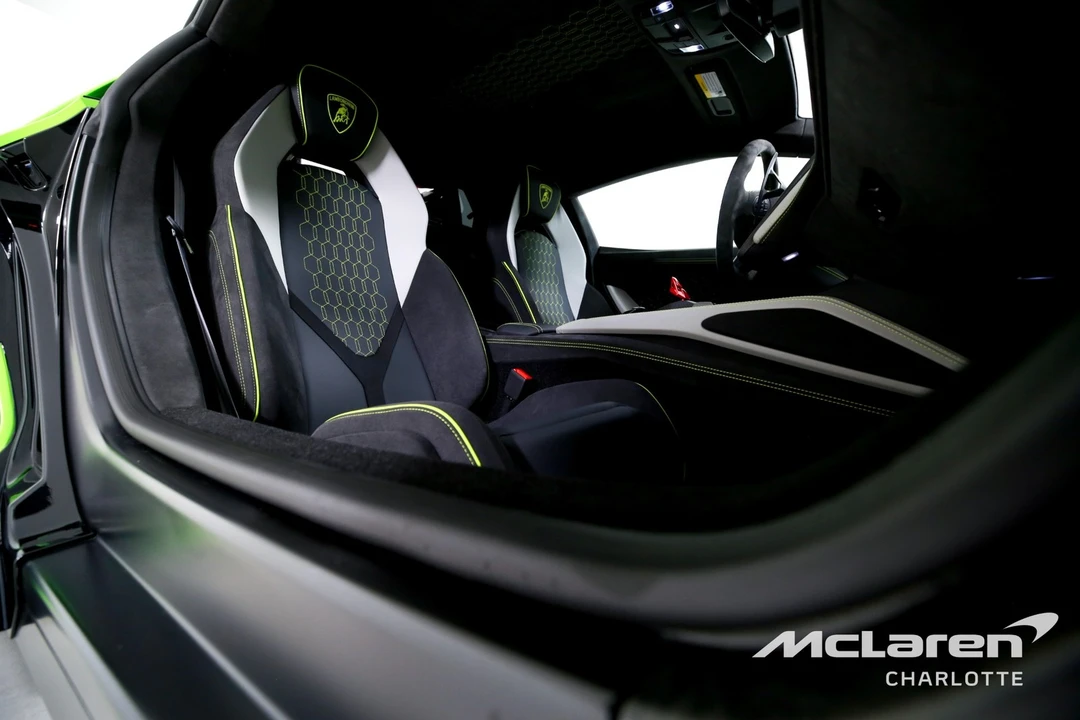 2024 Lamborghini Revuelto - Image 19 of 21