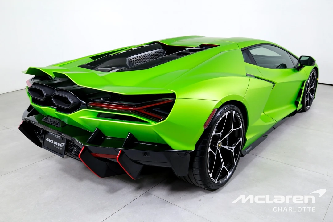 2024 Lamborghini Revuelto - Image 9 of 12