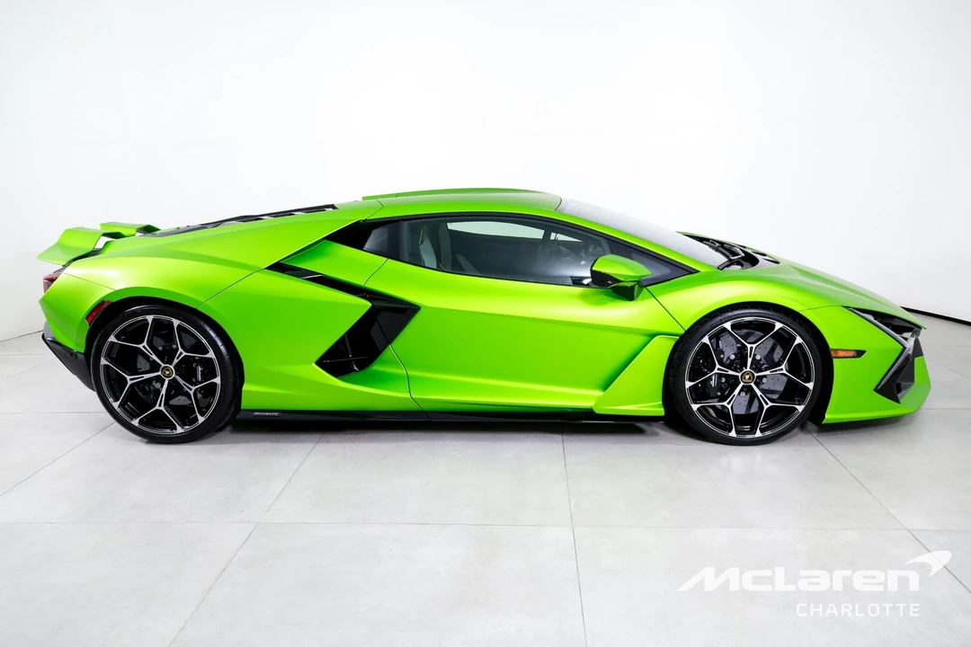 2024 Lamborghini Revuelto - Image 10 of 12