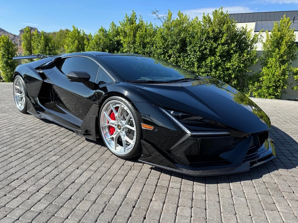 2024 Lamborghini Revuelto - Image 3 of 14