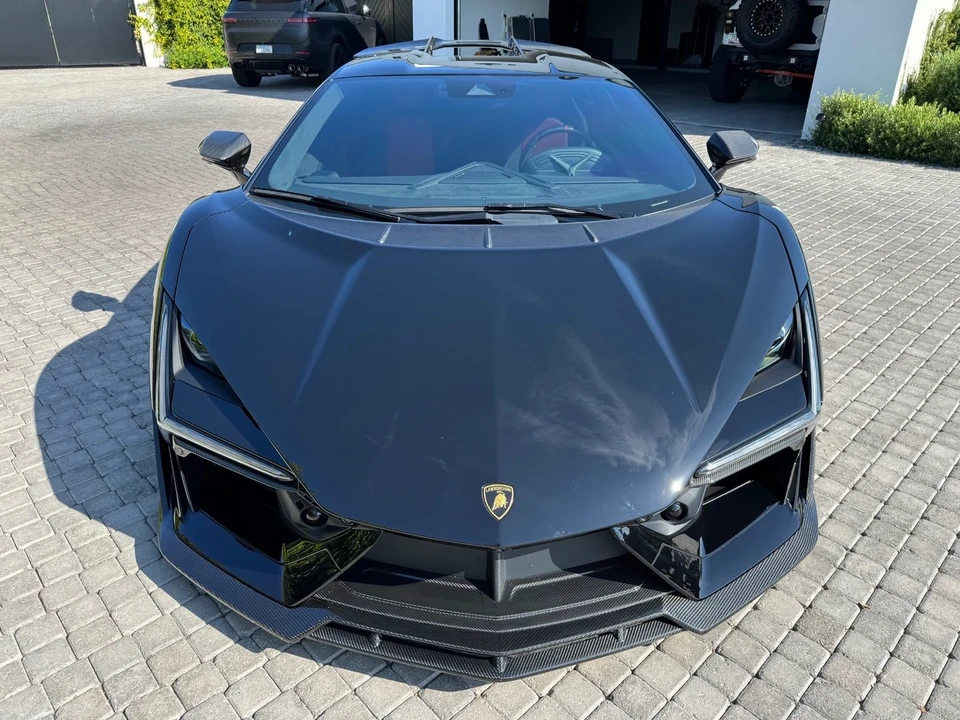 2024 Lamborghini Revuelto - Image 4 of 14