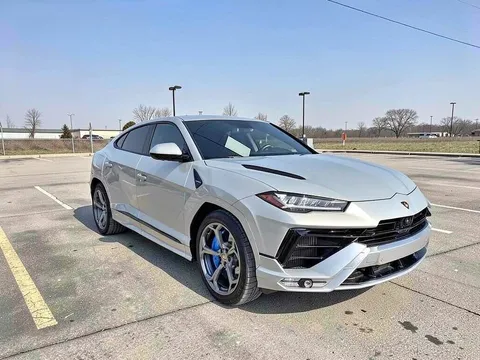 2024 Lamborghini Urus
