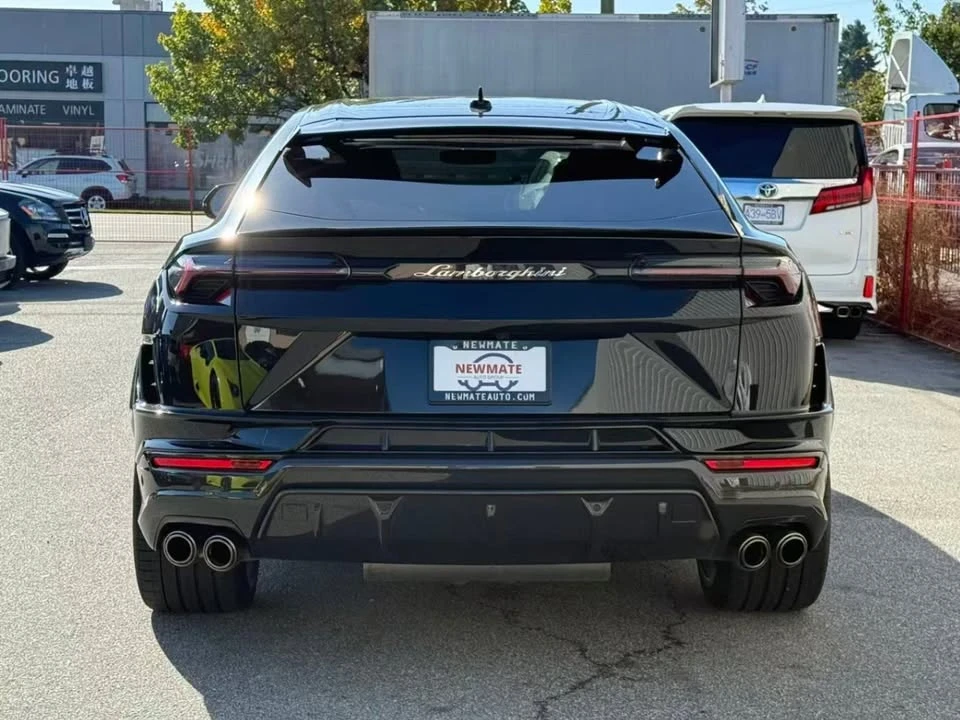2024 Lamborghini Urus Performante - Image 8 of 20