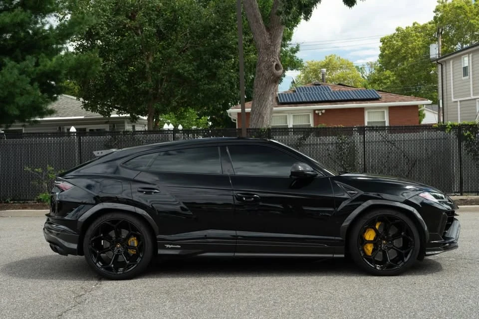 2024 Lamborghini Urus SE - Image 4 of 5