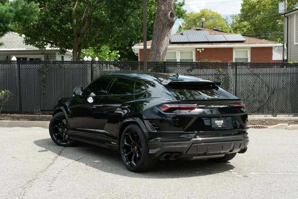 2024 Lamborghini Urus SE - Image 5 of 5