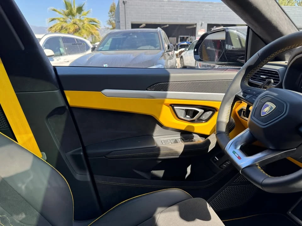 2024 Lamborghini Urus SE - Image 16 of 20