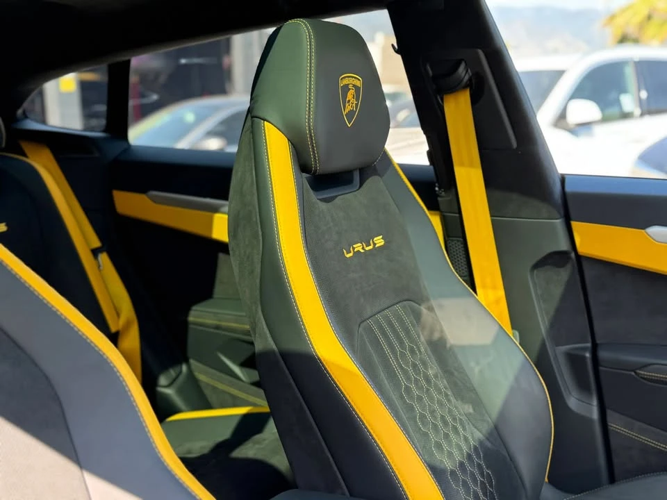 2024 Lamborghini Urus SE - Image 18 of 20