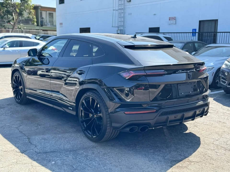 2024 Lamborghini Urus SE - Image 7 of 20
