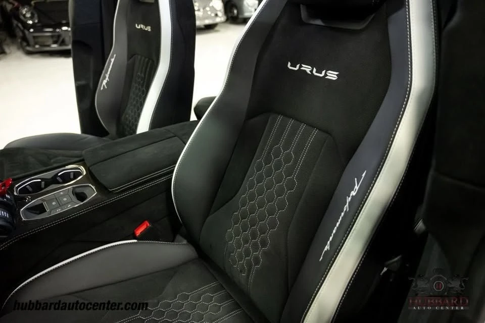 2024 Lamborghini Urus - Image 19 of 20