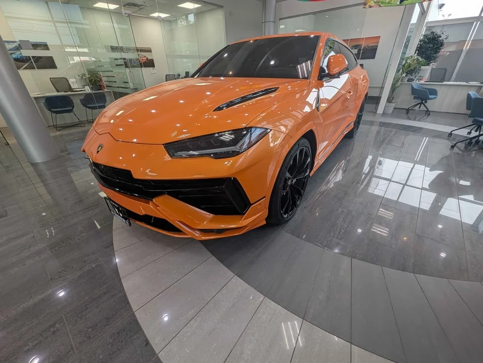 2024 Lamborghini Urus SE - Image 6 of 19