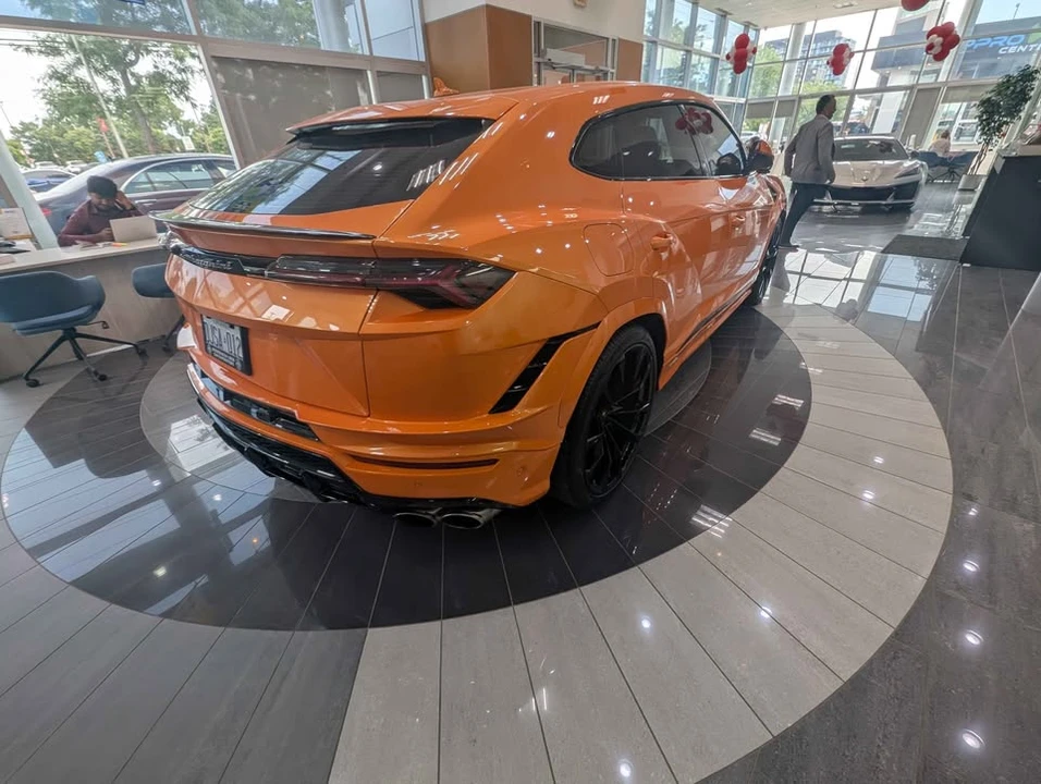 2024 Lamborghini Urus SE - Image 3 of 19