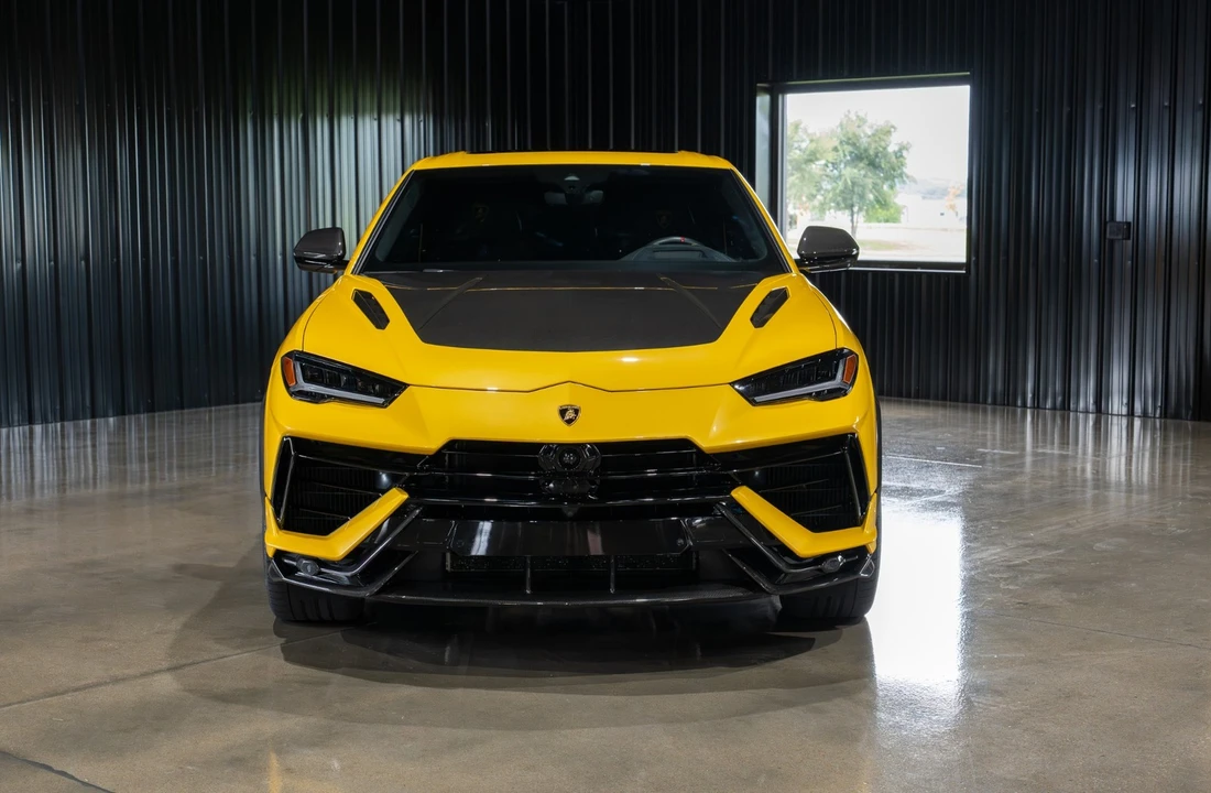 2024 Lamborghini Urus Performante - Image 30 of 31