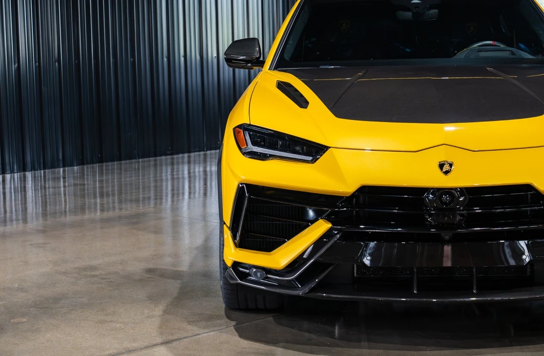 2024 Lamborghini Urus Performante - Image 7 of 31