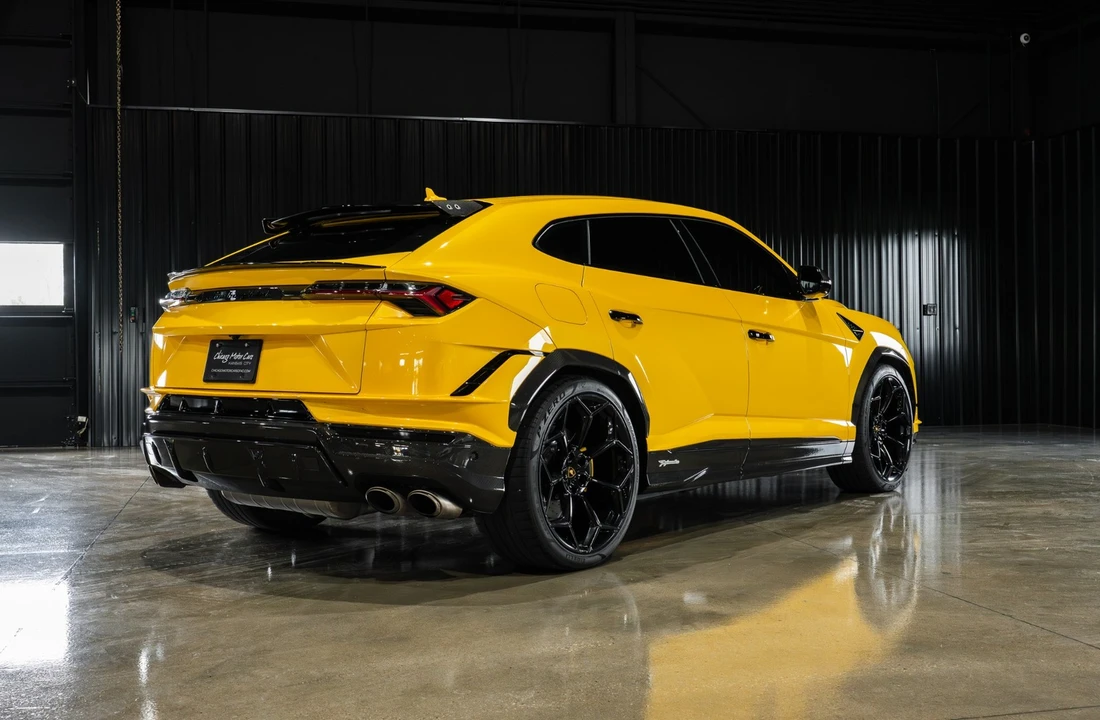 2024 Lamborghini Urus Performante - Image 3 of 31
