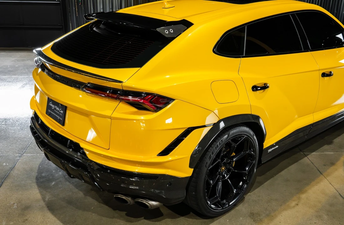2024 Lamborghini Urus Performante - Image 18 of 31