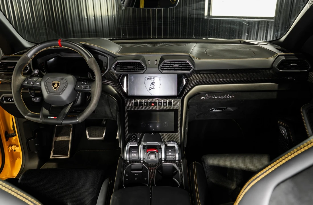 2024 Lamborghini Urus Performante - Image 25 of 31