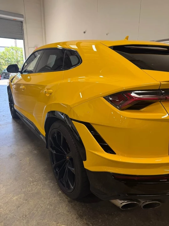 2024 Lamborghini Urus SE - Image 6 of 7