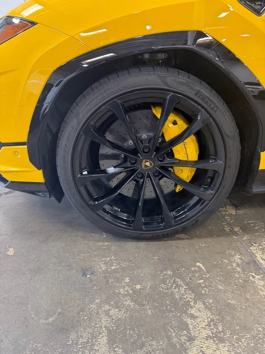 2024 Lamborghini Urus SE - Image 2 of 7