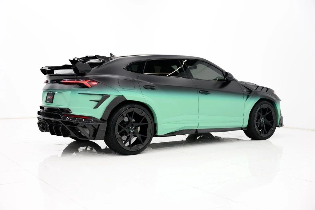 2024 Lamborghini Urus - Image 29 of 31