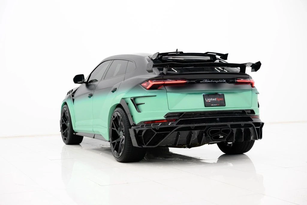 2024 Lamborghini Urus - Image 23 of 31