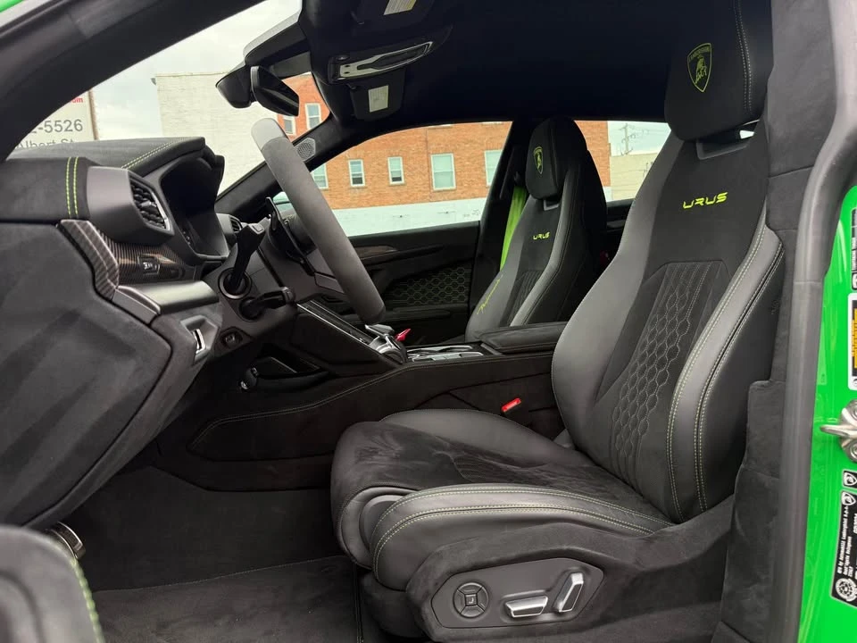 2024 Lamborghini Urus SE - Image 8 of 19