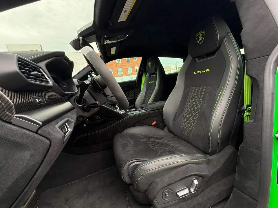2024 Lamborghini Urus SE - Image 9 of 20
