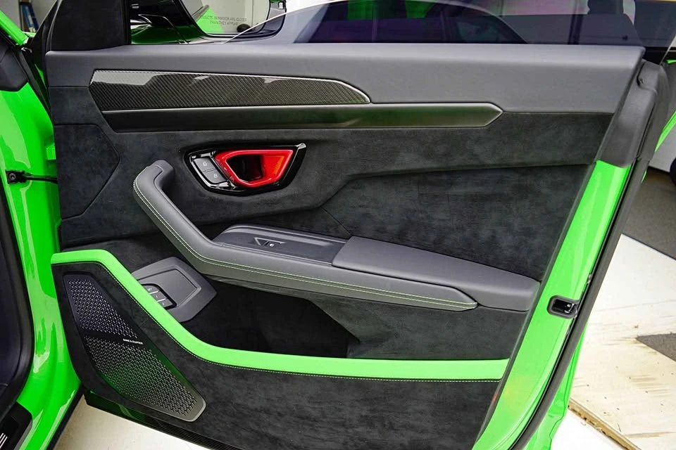 2024 Lamborghini Urus SE - Image 10 of 20