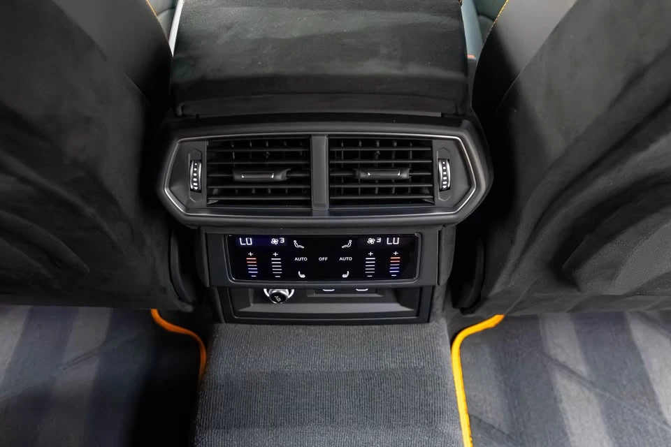 2024 Lamborghini Urus SE - Image 20 of 20