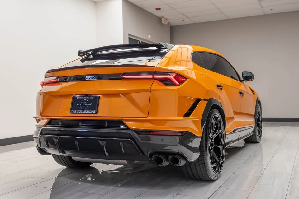 2024 Lamborghini Urus SE - Image 9 of 20