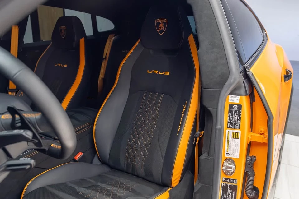 2024 Lamborghini Urus SE - Image 14 of 20