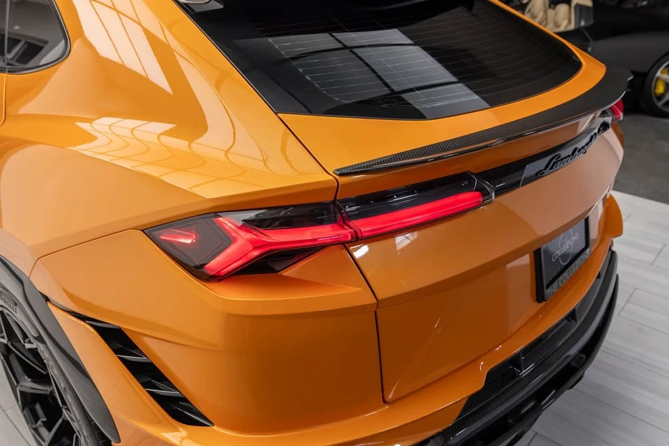 2024 Lamborghini Urus SE - Image 7 of 20